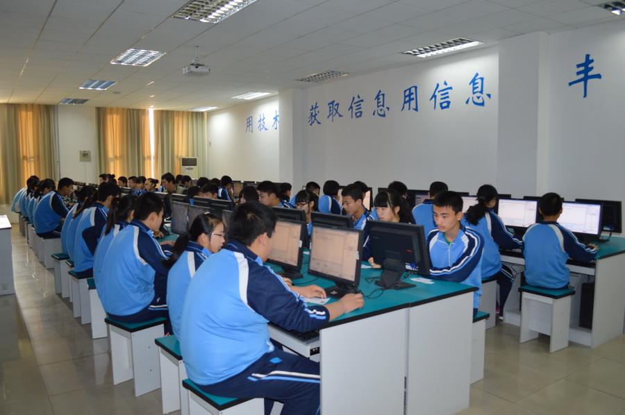 萊蕪區(qū)及鋼城區(qū)2019年初中信息技術(shù)考試圓滿結(jié)束