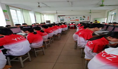 廣西玉林初中信息技術(shù)學業(yè)水平考試拉開帷幕