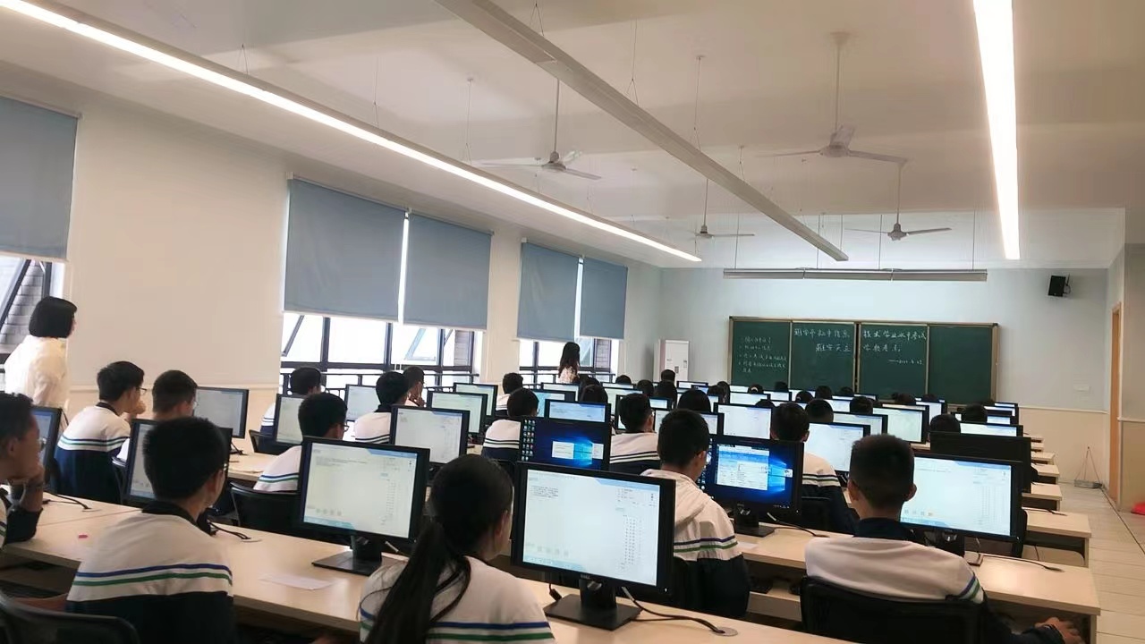 正日軟件助力雅安市初中信息技術(shù)機(jī)考首戰(zhàn)告捷