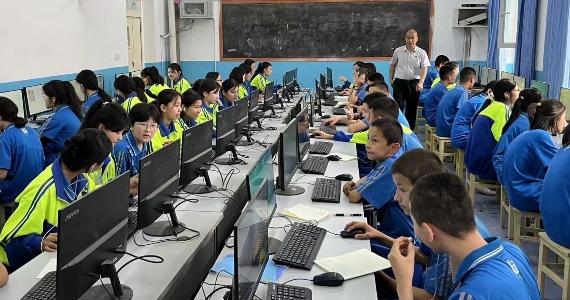 正日軟件助力吐魯番市八年級藝術(shù)素質(zhì)測評工作順利完成